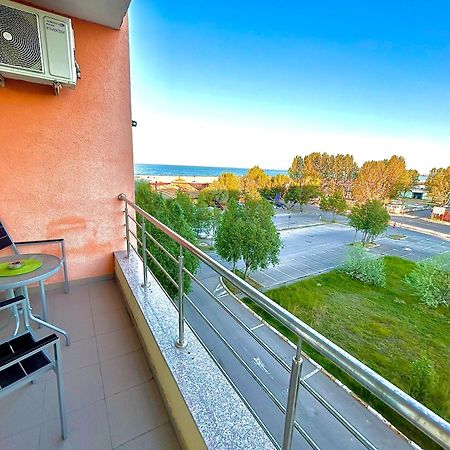 Marcony Boutique Apartments Mamaia Buitenkant foto