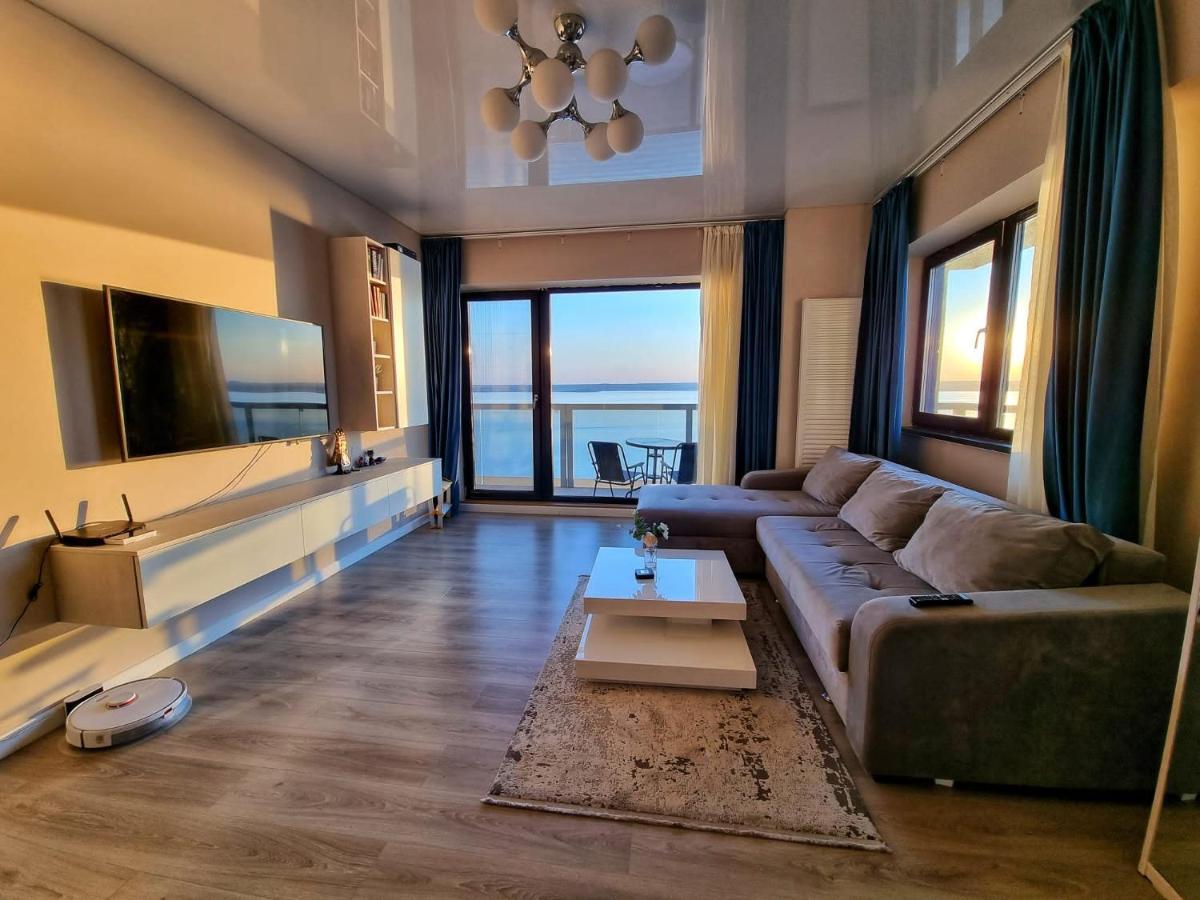 Marcony Boutique Apartments Mamaia Buitenkant foto