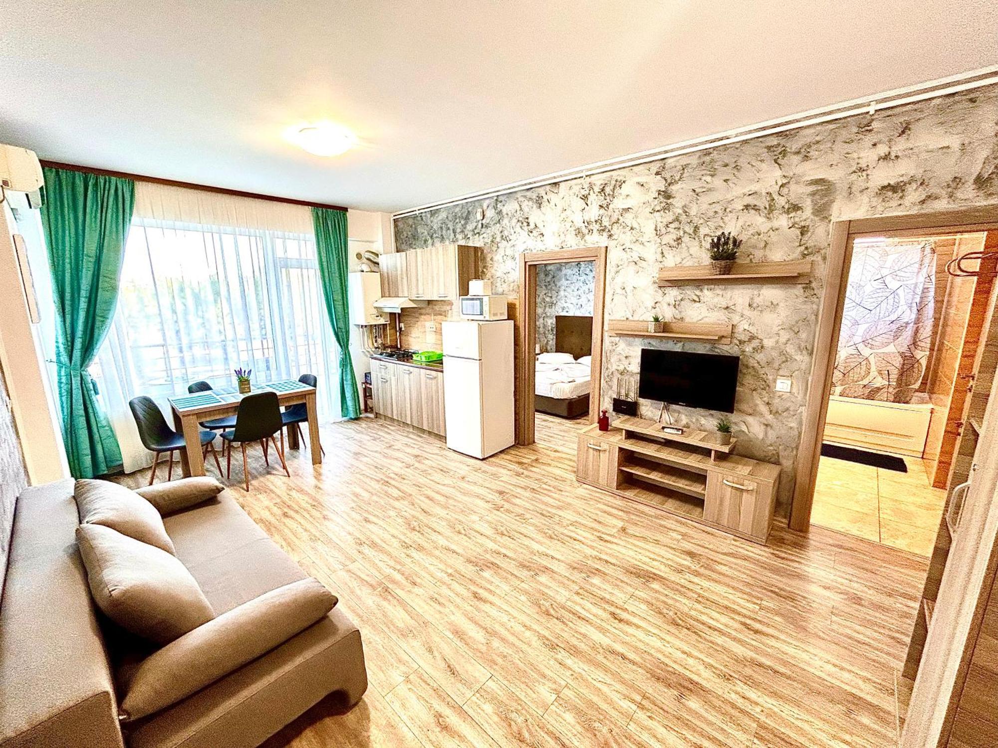 Marcony Boutique Apartments Mamaia Buitenkant foto