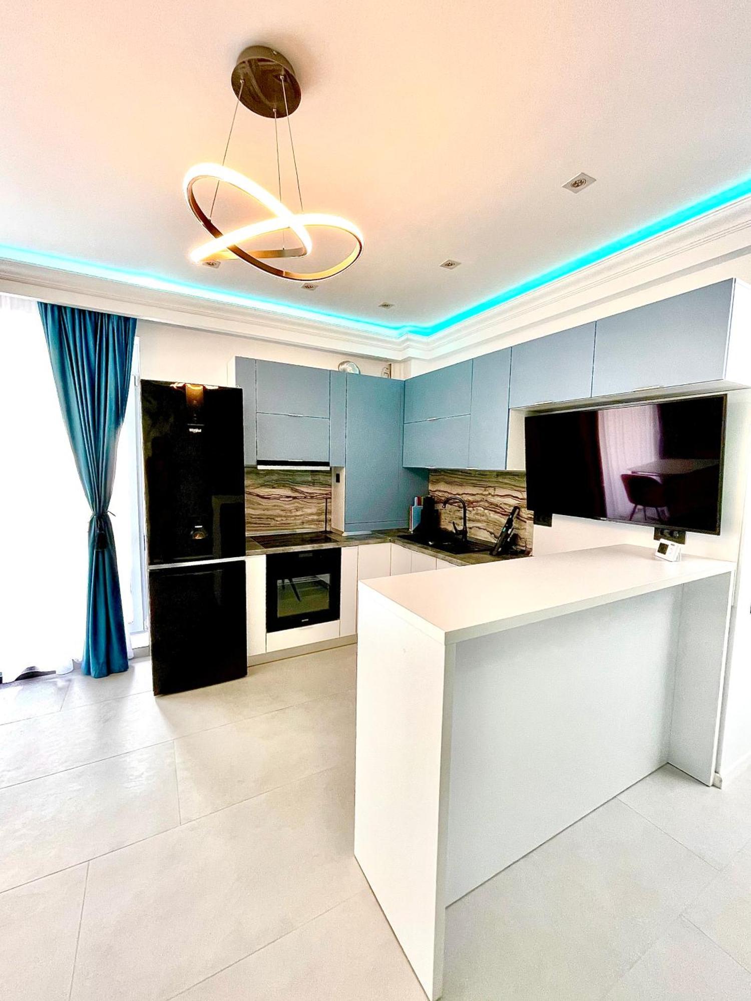 Marcony Boutique Apartments Mamaia Buitenkant foto