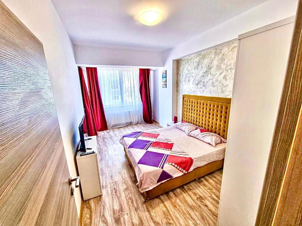 Marcony Boutique Apartments Mamaia Buitenkant foto