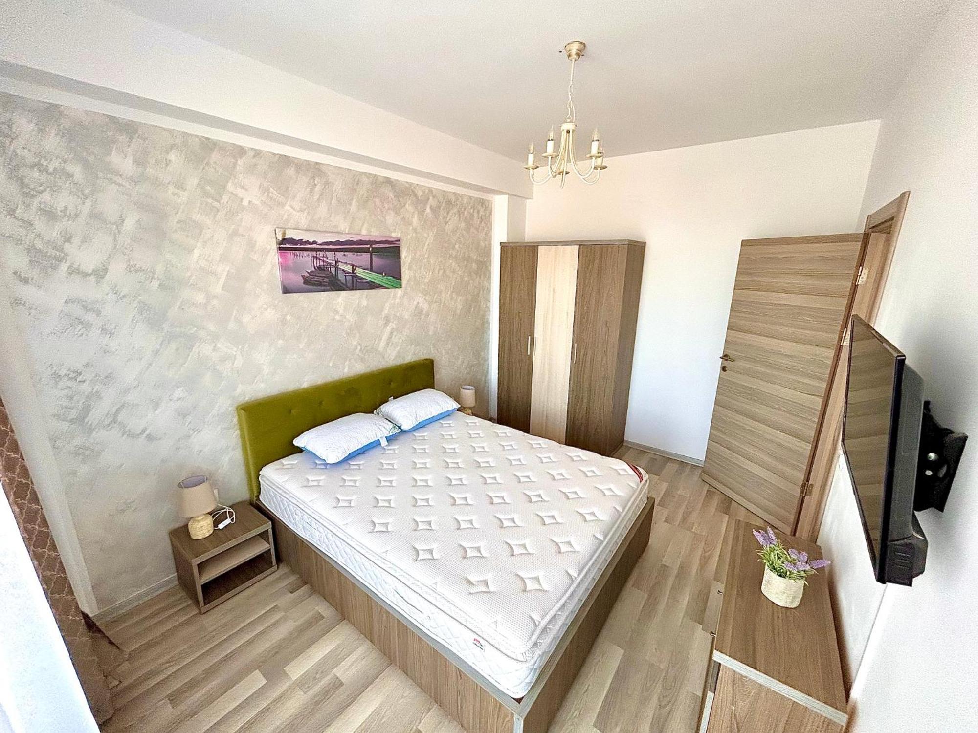Marcony Boutique Apartments Mamaia Buitenkant foto