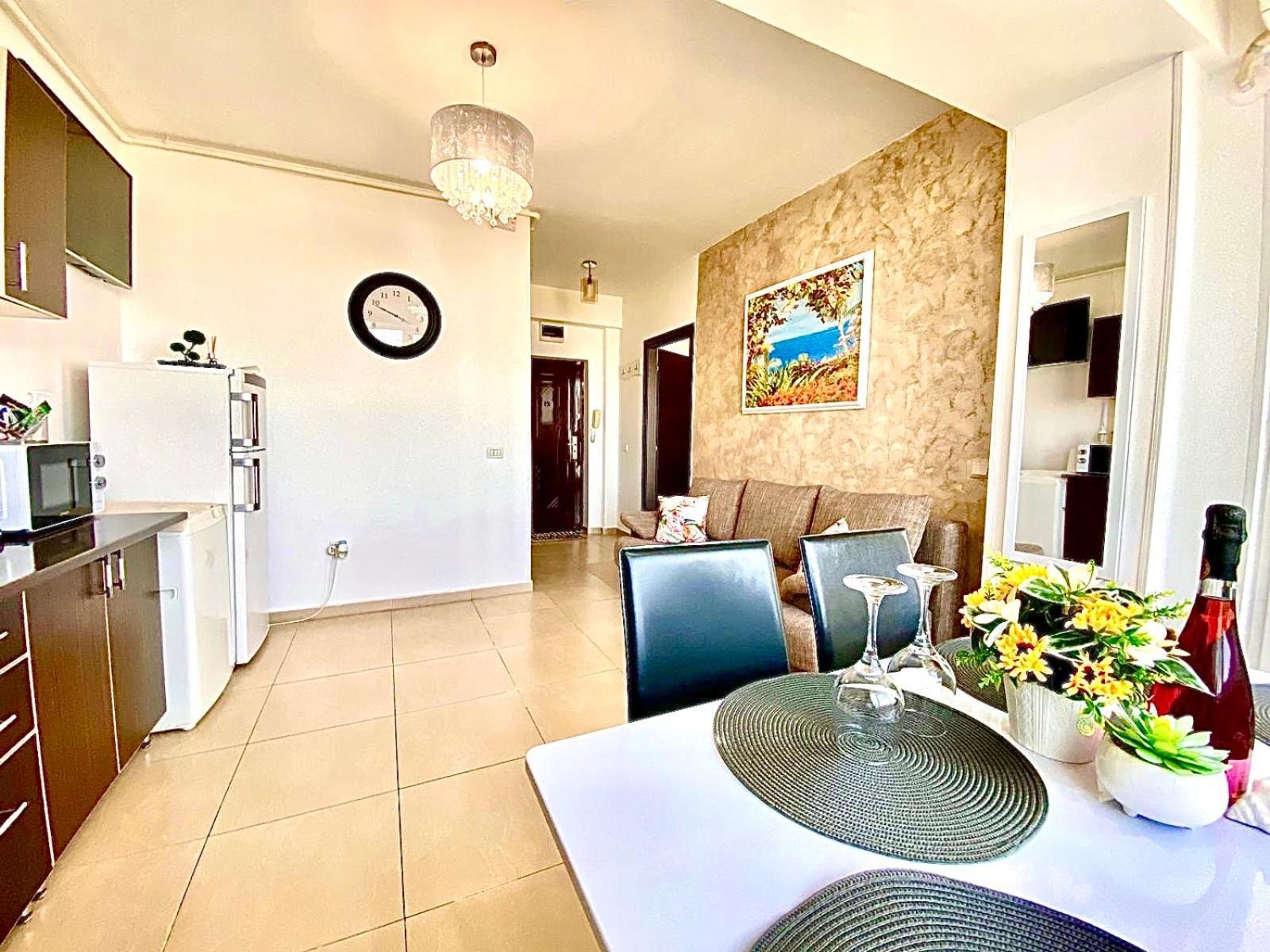 Marcony Boutique Apartments Mamaia Buitenkant foto