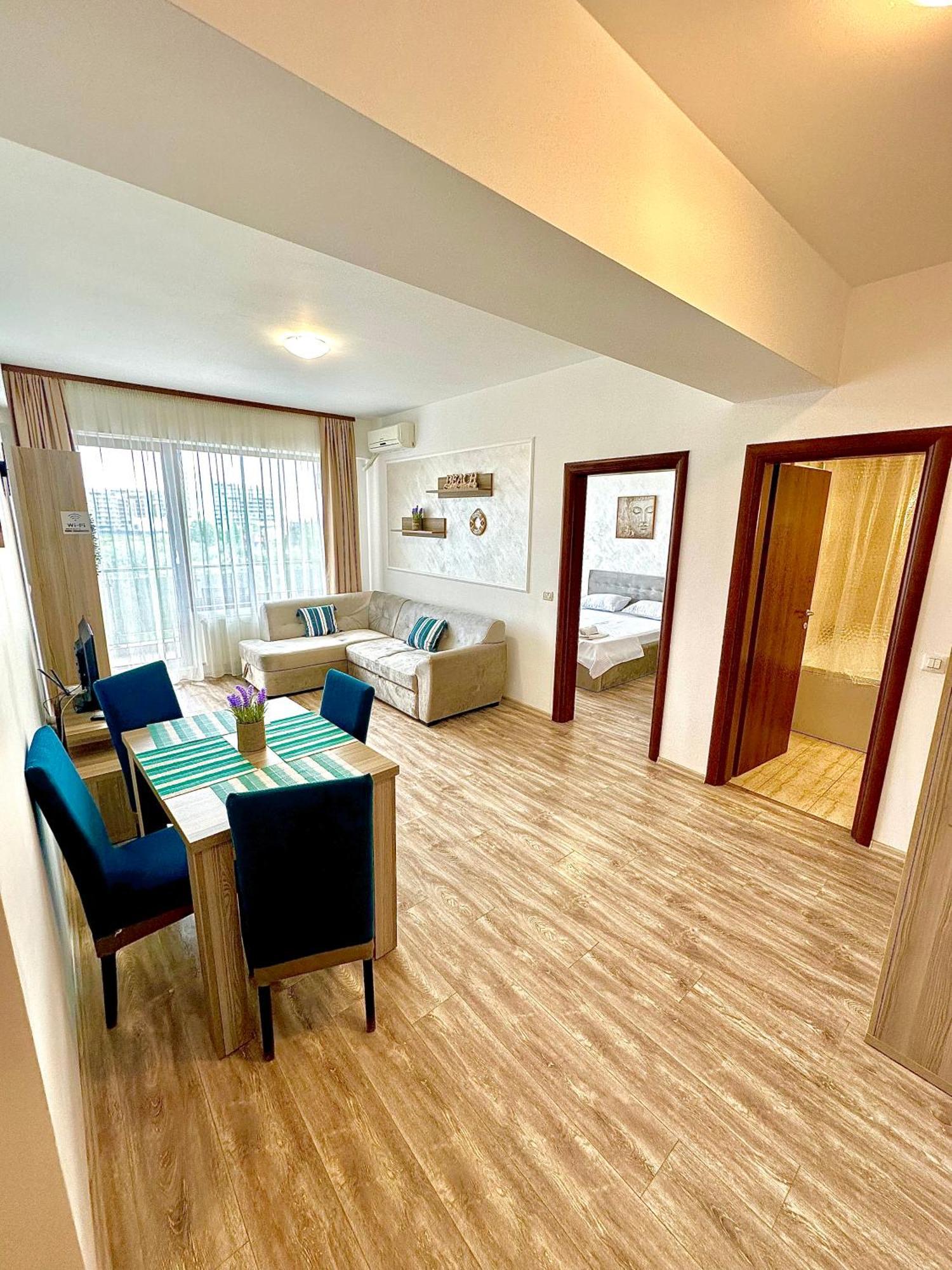 Marcony Boutique Apartments Mamaia Buitenkant foto
